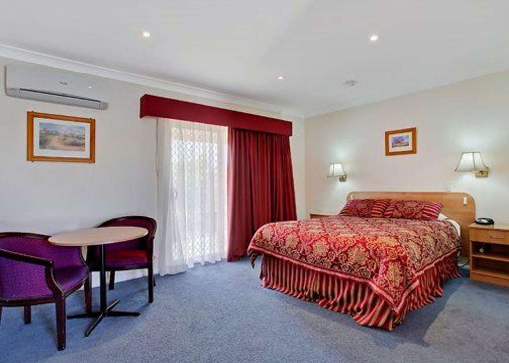 Bushman'S Motor Inn Parkes Zimmer foto